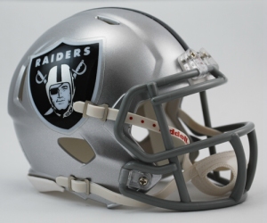 Las Vegas Raiders Speed Mini Helmet